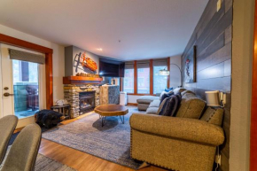 Luxurious Remodeled Village Oasis Mammoth Lakes